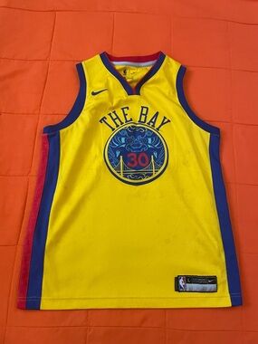 Nike Golden State Warriors Jersey Youth Large The Bay Curry #30 Chinese New Year